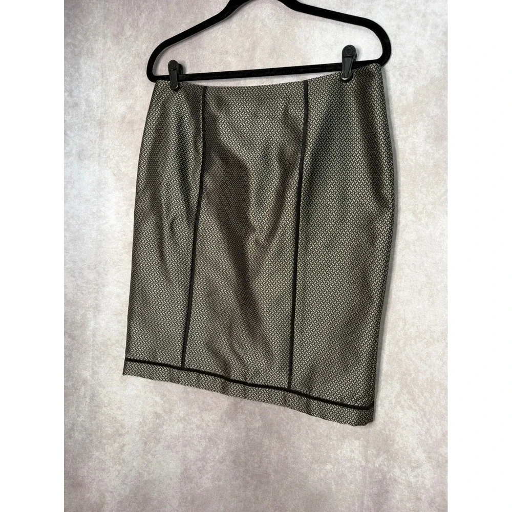 Vintage Doncaster Collection Women's Size 10 Metallic Gold Pencil Skirt Textured